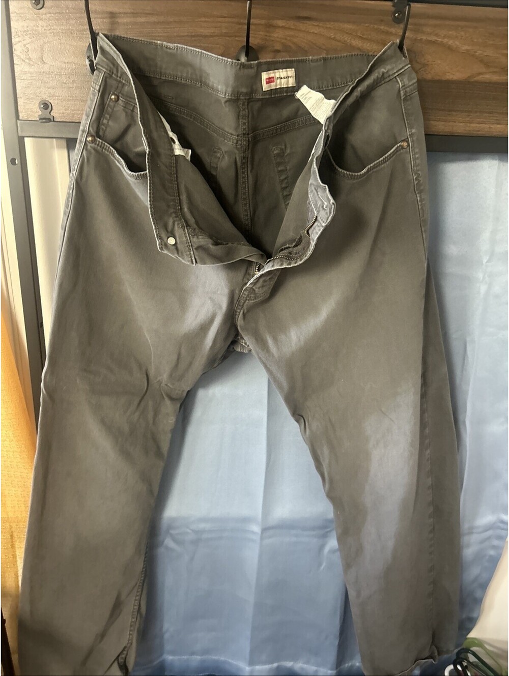 Wrangler 38x30 Straight Fit Gray Jeans